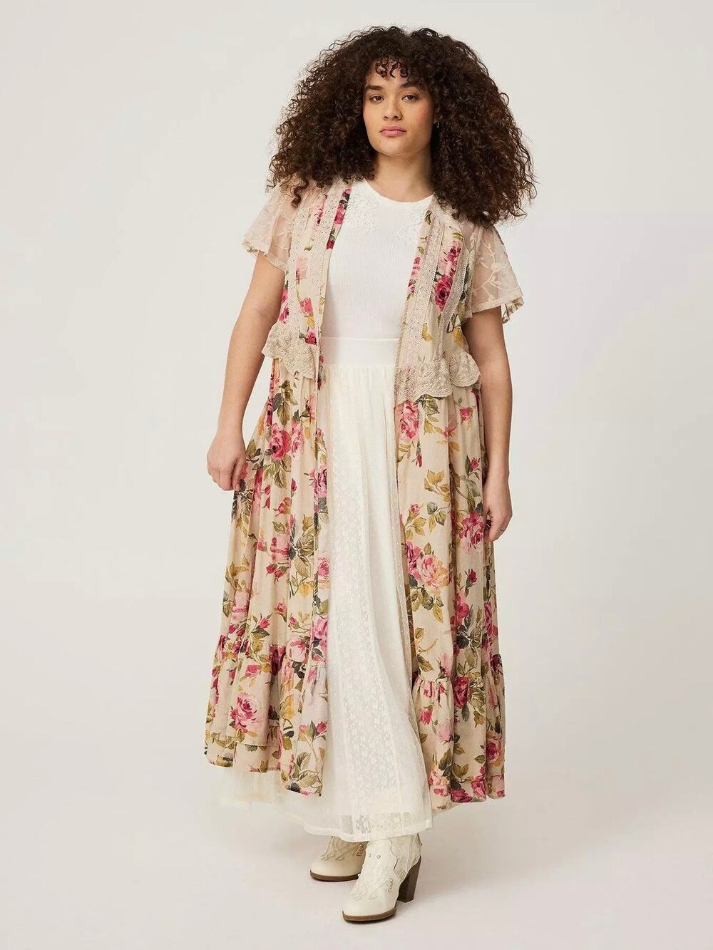 Torrid Beige Cream Soft Vintage Roses Gauze With Lace Kimono Sz.4 NWT